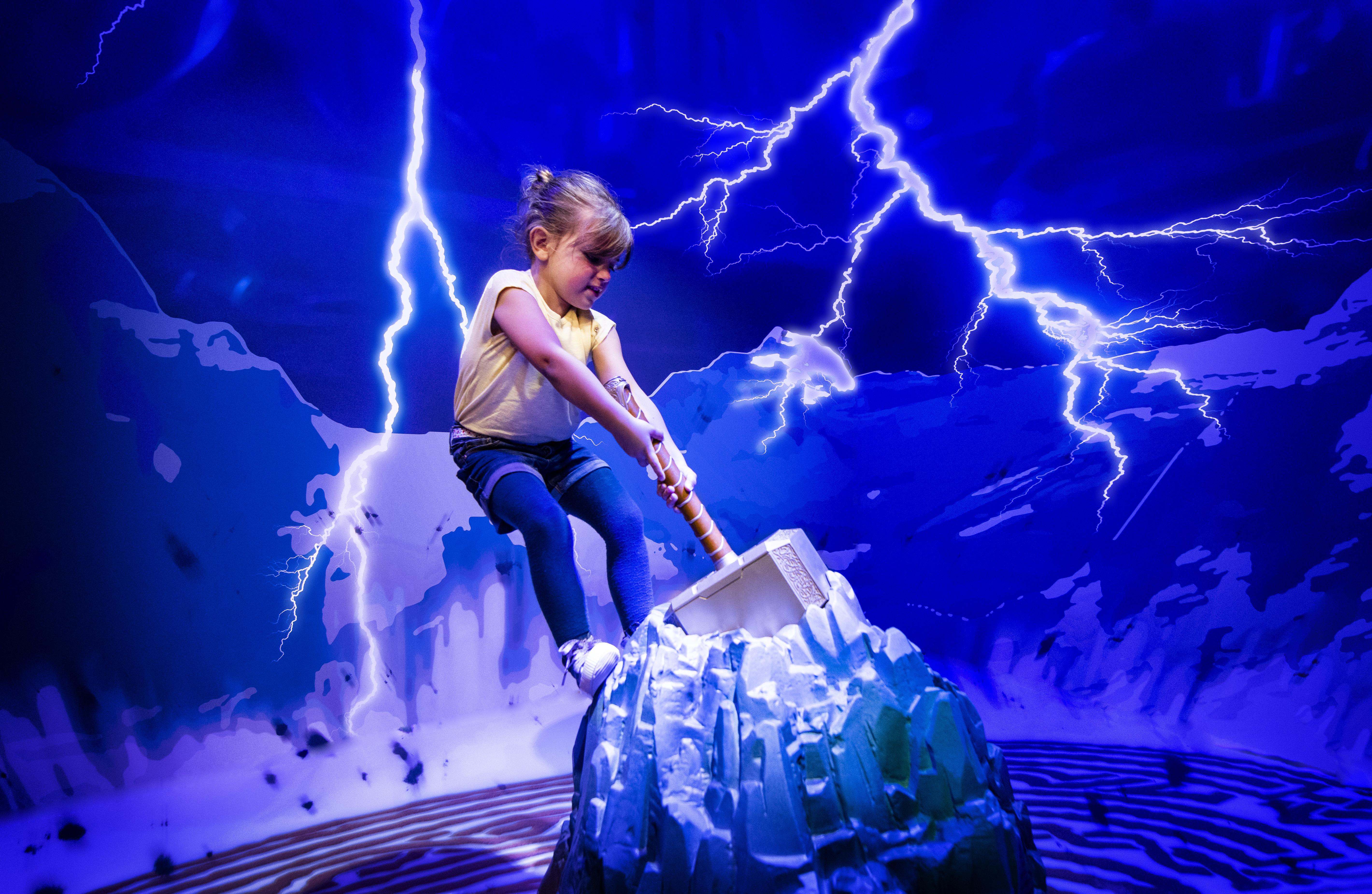 Disney Hotel New York - The Art Of Marvel Chessy  Esterno foto