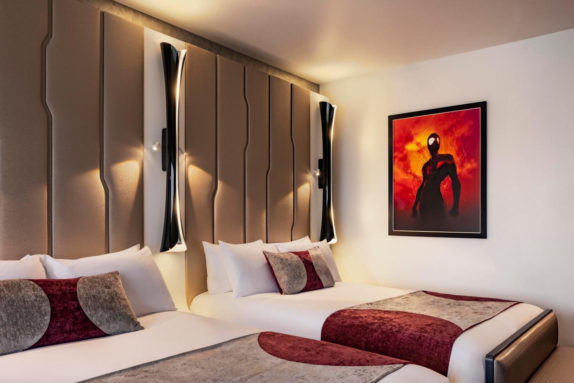 Disney Hotel New York - The Art Of Marvel Chessy  Esterno foto