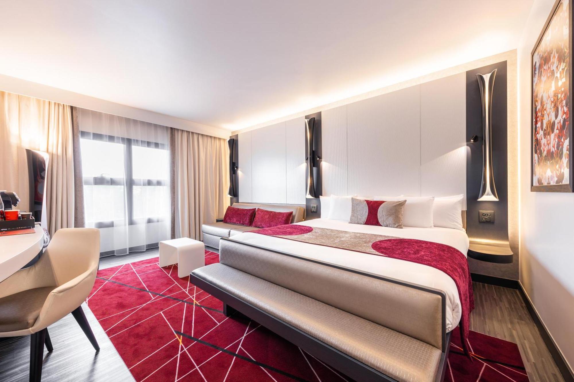 Disney Hotel New York - The Art Of Marvel Chessy  Esterno foto