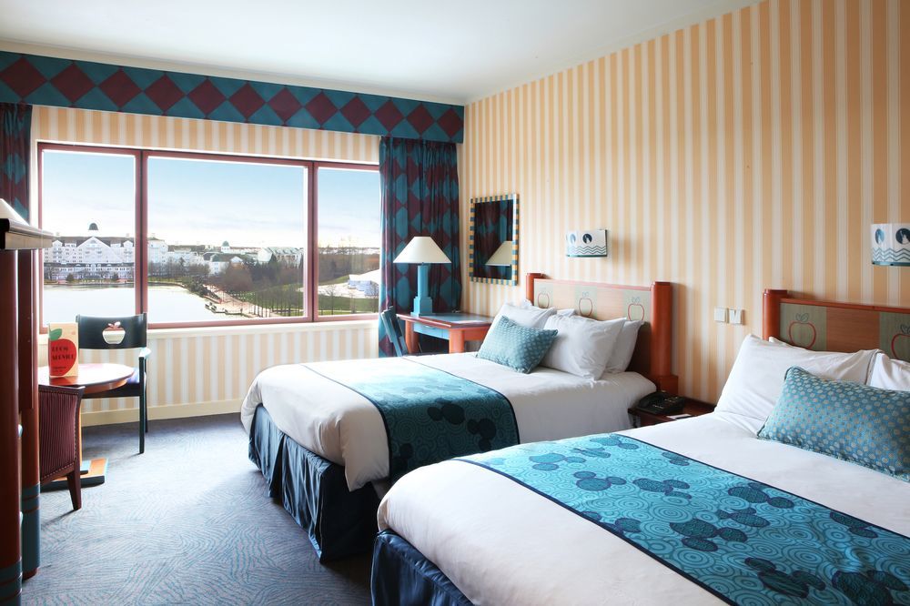 Disney Hotel New York - The Art Of Marvel Chessy  Esterno foto